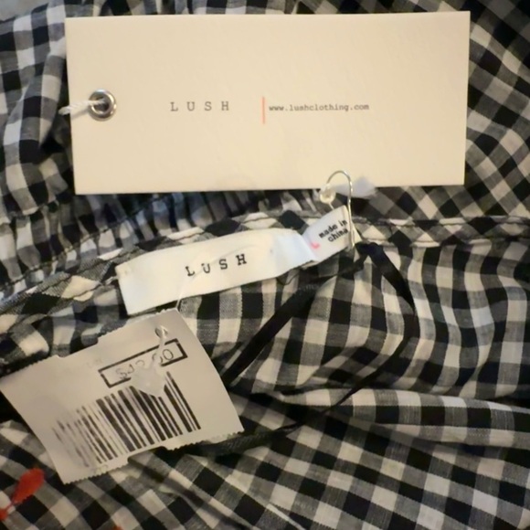 NWT Lush black and white romper size L - Picture 5 of 5